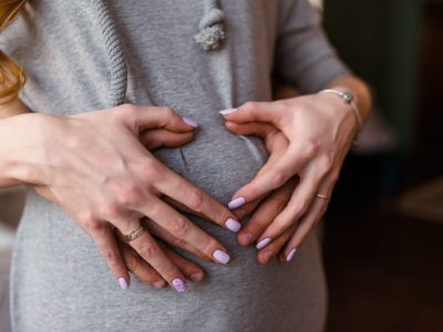 Hipoalergiczny manicure w ciąży - co warto wiedzieć