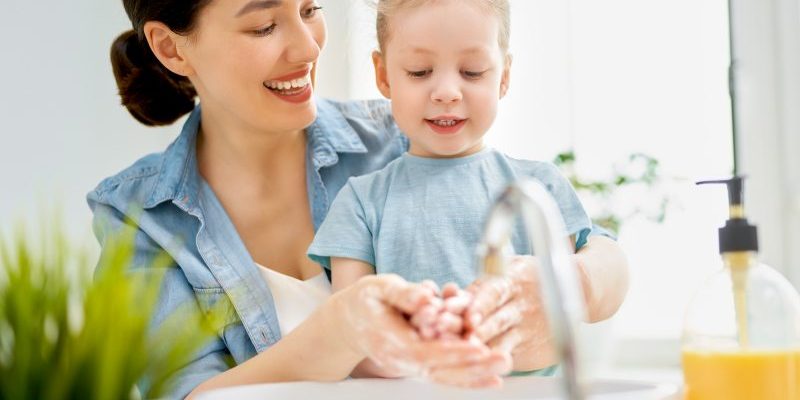 Sposoby czyszczenia uszu u dzieci - poradnik i metody oczyszczania dziecięcych uszu