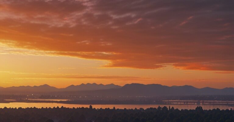 Dzisiejszy dzień molekularny w Polsce i najwcześniejszy zachód Słońca